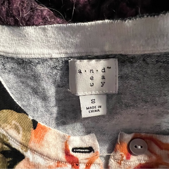 Floral A New Day cardi - Picture 2 of 3